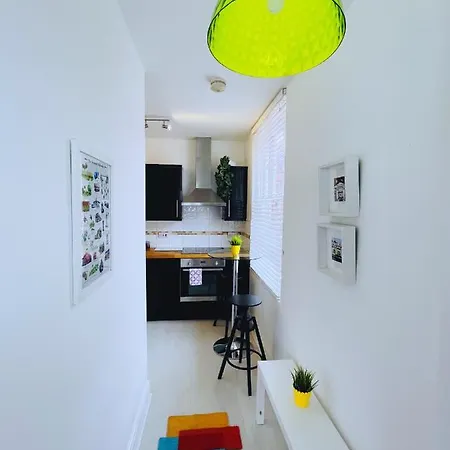 - Cabot Circus Appartement *