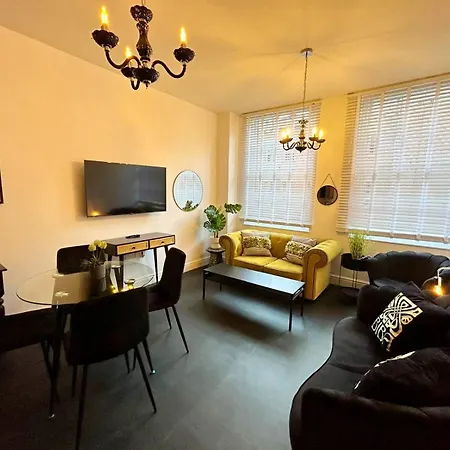 - Cabot Circus Appartement