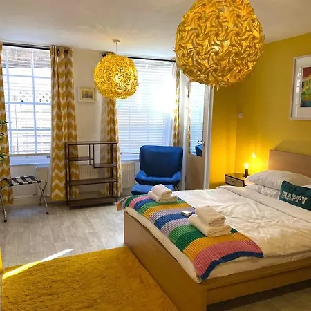 - Cabot Circus Bristol