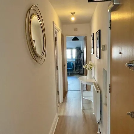 - Cabot Circus Appartement *