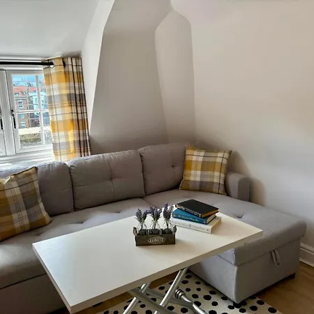 - Cabot Circus * Bristol