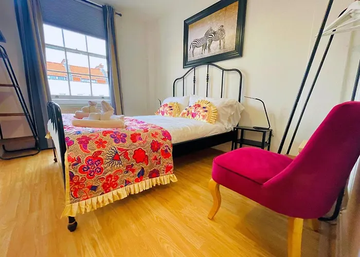 - Cabot Circus Apartment Bristol