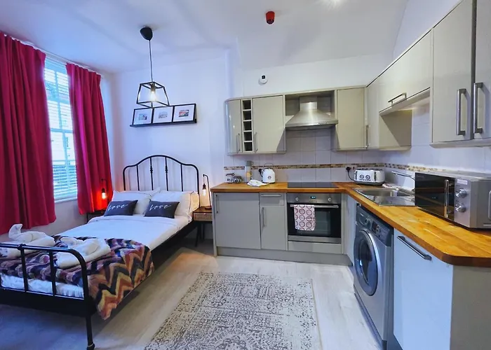 - Cabot Circus * Bristol