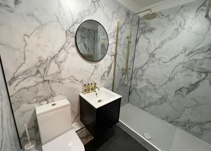 - Cabot Circus Apartment Bristol