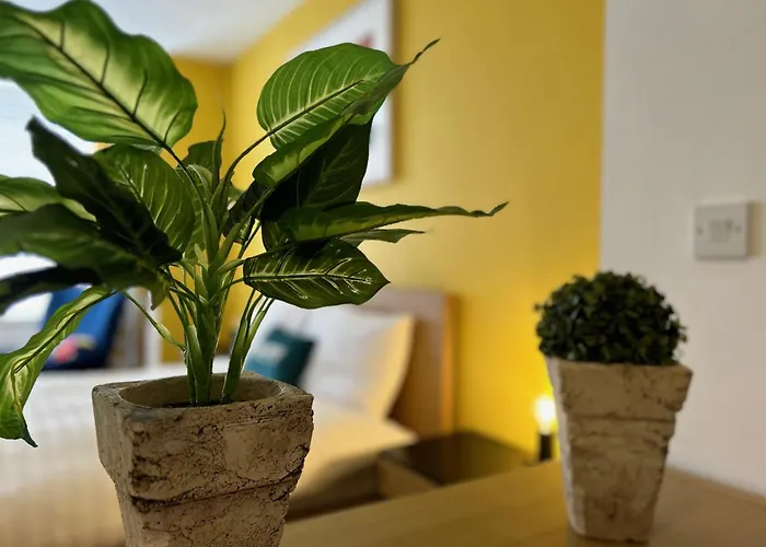 - Cabot Circus * Bristol