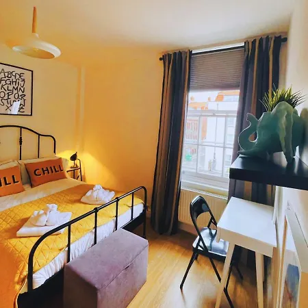 - Cabot Circus * Бристоль