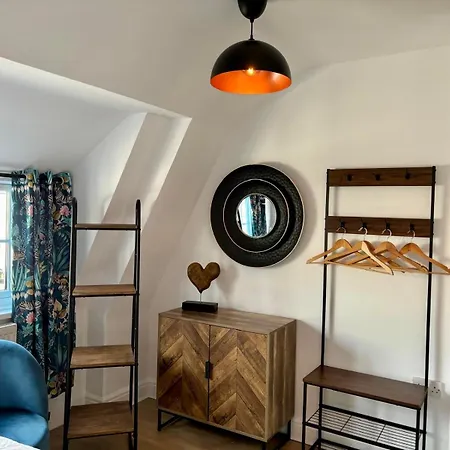 Апартаменти - Cabot Circus *