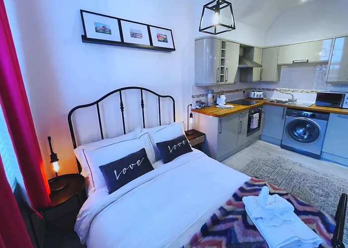 - Cabot Circus Apartamento *