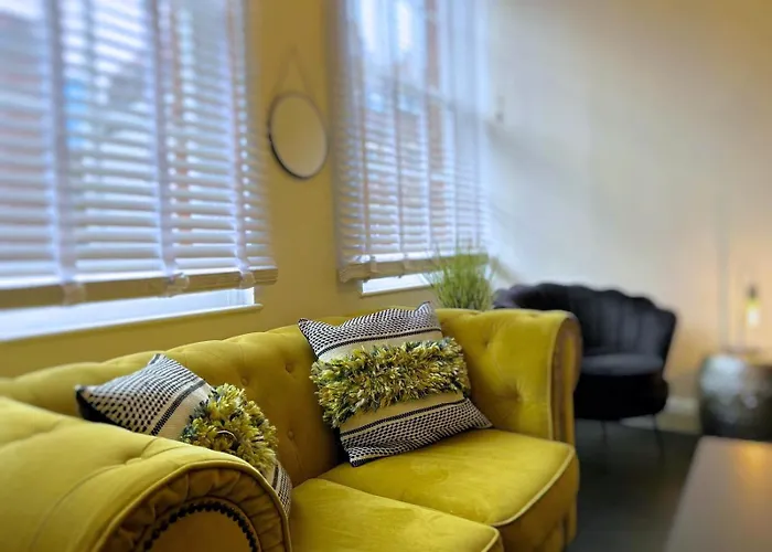 - Cabot Circus Apartamento